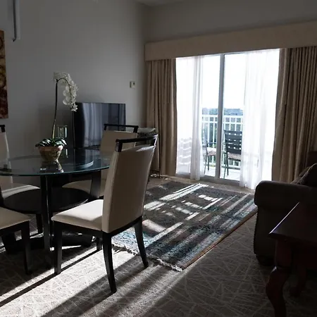 The Point Hotel & Suites - 705S Luxury - Pool View - Close To Universal